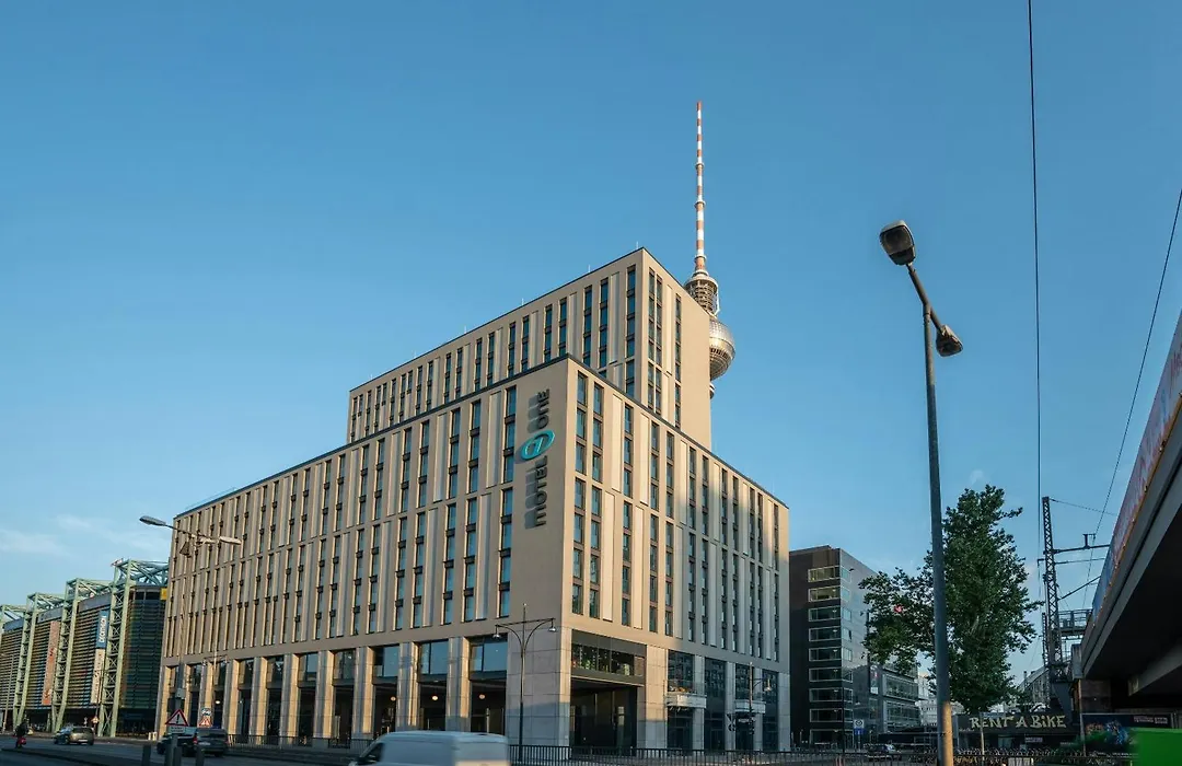 Motel One Berlin-Alexanderplatz-1